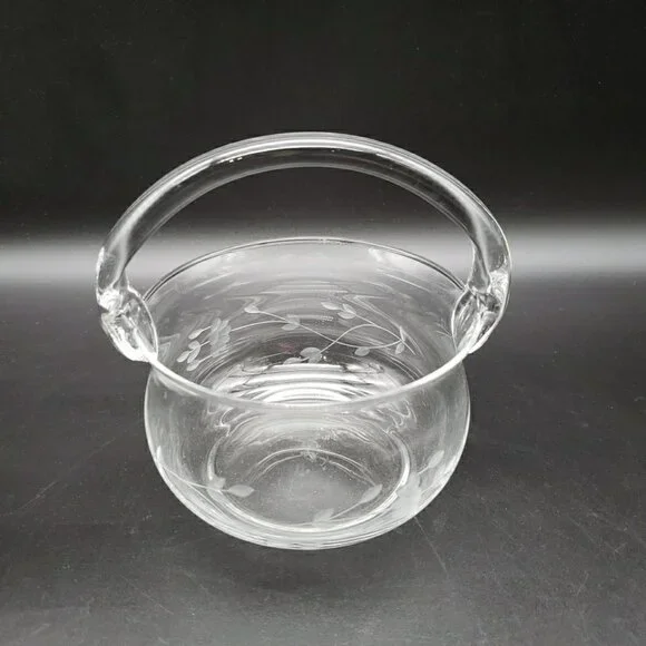 Princess House #685 Heritage Crystal Handled Basket 5" Clear Blown Glass VTG - Picture 3 of 11